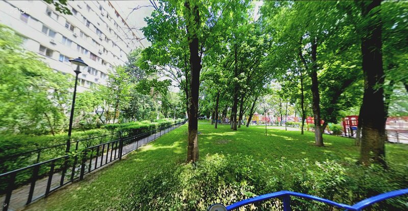 Sector 4, Berceni, v.a.v Pasaj Europa,