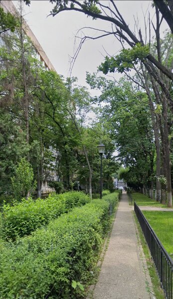 Sector 4, Berceni, v.a.v Pasaj Europa,